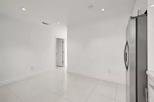 847 NW 7th St, Boca Raton, FL 33486 - Photo 38