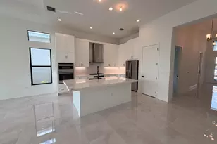 9890 Augustus Vw, Palm Beach Gardens, FL 33412 - Photo 2