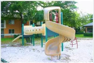 781 NW 91st Terrace, Plantation, FL 33324 - Photo 18