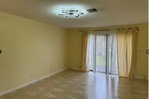 25 Laredo Pl, Davie, FL 33324 - Photo 12