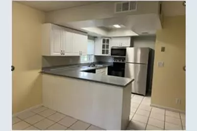 25 Laredo Place, Davie, FL 33324 - Photo 4