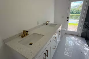 1260 Ginger Cir, Weston, FL 33326 - Photo 12