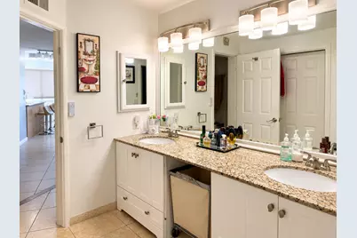 2381 Sunset Avenue #101, Lake Worth Beach, FL 33461 - Photo 8