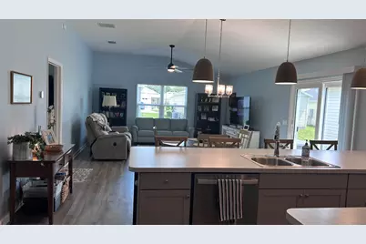 1233 Lachapelle Lane, The Villages, FL 34762 - Photo 4