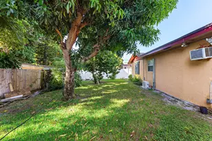 2861 NE 5th Ct, Boynton Beach, FL 33435 - Photo 16