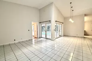 5762 Peachwood Ct, Jupiter, FL 33458 - Photo 4