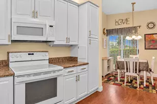 7814 Trent Dr, Tamarac, FL 33321 - Photo 10