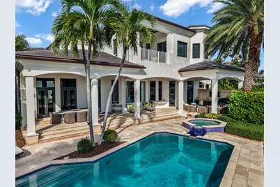 1014 Grand Court, Highland Beach, FL 33487 - Photo 4