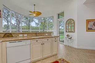 8933 Via Brilliante, Wellington, FL 33411 - Photo 12