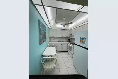 558 Durham T, Deerfield Beach, FL 33442 - Photo 4