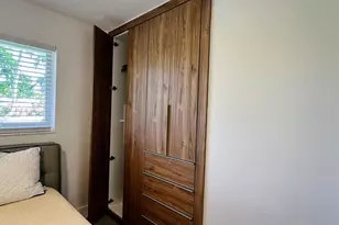 317 NW 26th Ct, Wilton Manors, FL 33311 - Photo 20