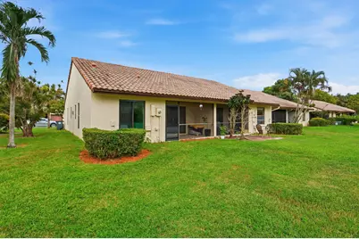 414 Buttonwood Place, Boca Raton, FL 33431 - Photo 2