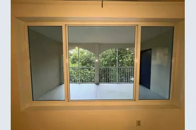 815 W Boynton Beach Boulevard #11-203, Boynton Beach, FL 33426 - Photo 4