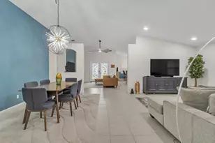 8052 Florenza Dr, Boynton Beach, FL 33472 - Photo 4