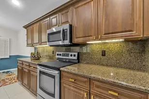 8052 Florenza Dr, Boynton Beach, FL 33472 - Photo 12