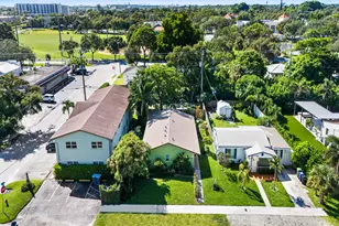 304 SW 16th Ct, Fort Lauderdale, FL 33315 - Photo 4
