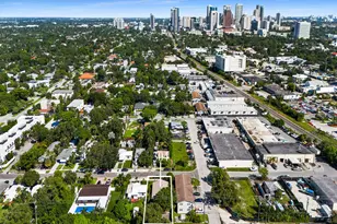 304 SW 16th Ct, Fort Lauderdale, FL 33315 - Photo 10