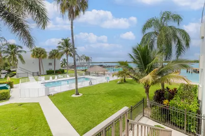 1300 Seaway Drive #4, Fort Pierce, FL 34949 - Photo 4