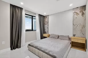 700 NE 24th St, Miami, FL 33137 - Photo 18