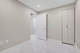 700 NE 24th St, Miami, FL 33137 - Photo 22