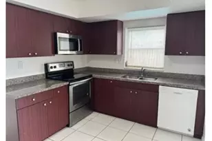8211 NW 66th Terrace, Tamarac, FL 33321 - Photo 6