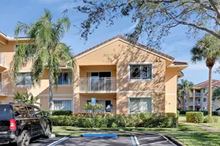 181 SW Palm Dr, Port Saint Lucie, FL 34986 - Photo 1