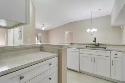 181 SW Palm Drive #207, Port Saint Lucie, FL 34986 - Photo 10