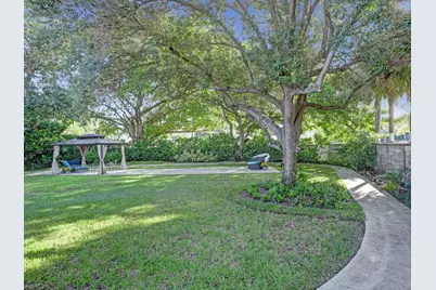 2600 NE 21st Street, Fort Lauderdale, FL 33305 - Photo 12