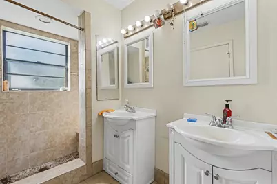 8800 Placid Terrace, Lake Worth, FL 33467 - Photo 38