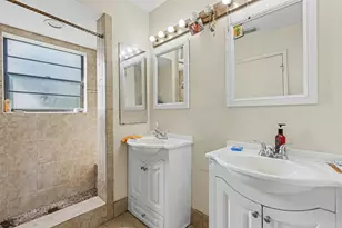 8800 Placid Terrace, Lake Worth, FL 33467 - Photo 38