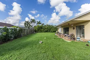 8800 Placid Terrace, Lake Worth, FL 33467 - Photo 2