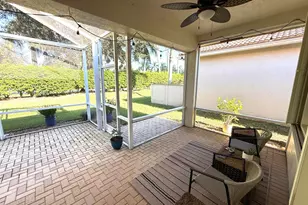 2310 Sapphire Cir, West Palm Beach, FL 33411 - Photo 46