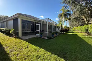 2310 Sapphire Cir, West Palm Beach, FL 33411 - Photo 36