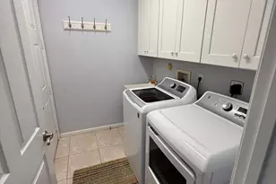 2310 Sapphire Cir, West Palm Beach, FL 33411 - Photo 28