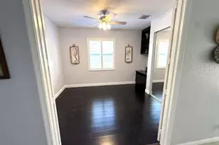 2310 Sapphire Cir, West Palm Beach, FL 33411 - Photo 16