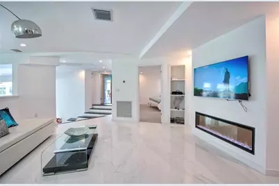 28 Pelican Drive, Fort Lauderdale, FL 33301 - Photo 18