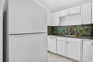 2555 NE 11th St, Fort Lauderdale, FL 33304 - Photo 8