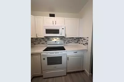 2555 NE 11th Street #508, Fort Lauderdale, FL 33304 - Photo 2