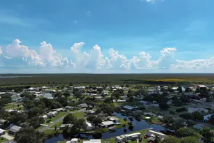 1072 21 St, Okeechobee, FL 34974 - Photo 4