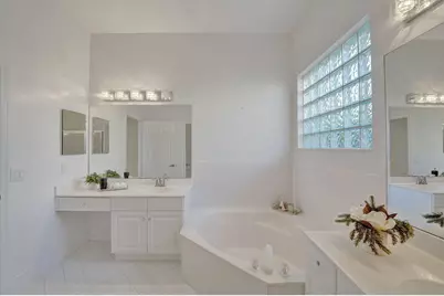 16748 NW 15th Street, Pembroke Pines, FL 33028 - Photo 24