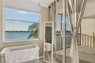 110 Lake Emerald Dr, Oakland Park, FL 33309 - Photo 22