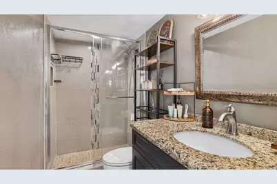110 Lake Emerald Drive #Unit 303, Oakland Park, FL 33309 - Photo 24