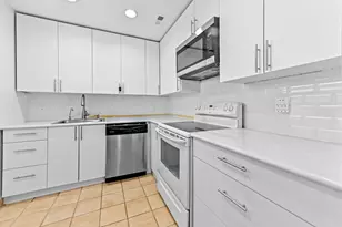 192 Saxony D Terrace, Delray Beach, FL 33446 - Photo 2