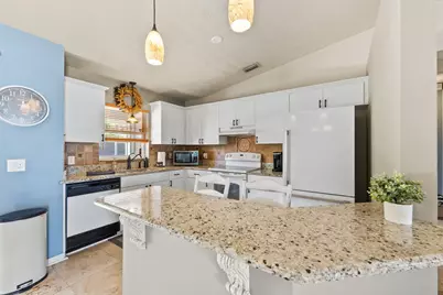 826 SW Hamberland Avenue, Port Saint Lucie, FL 34953 - Photo 18