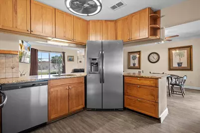 8059 Rose Marie Avenue E, Boynton Beach, FL 33472 - Photo 14