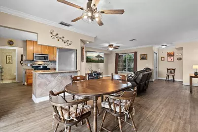 8059 Rose Marie Avenue E, Boynton Beach, FL 33472 - Photo 12
