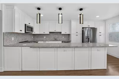 3005 Guildford A, Boca Raton, FL 33434 - Photo 8