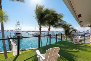 256 E 22nd Ct, Riviera Beach, FL 33404 - Photo 1