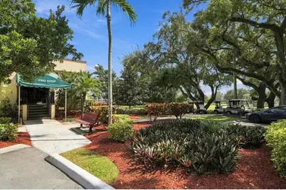 9420 Poinciana Place, Davie, FL 33324 - Photo 28