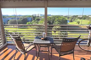 3510 Oaks Way, Pompano Beach, FL 33069 - Photo 1